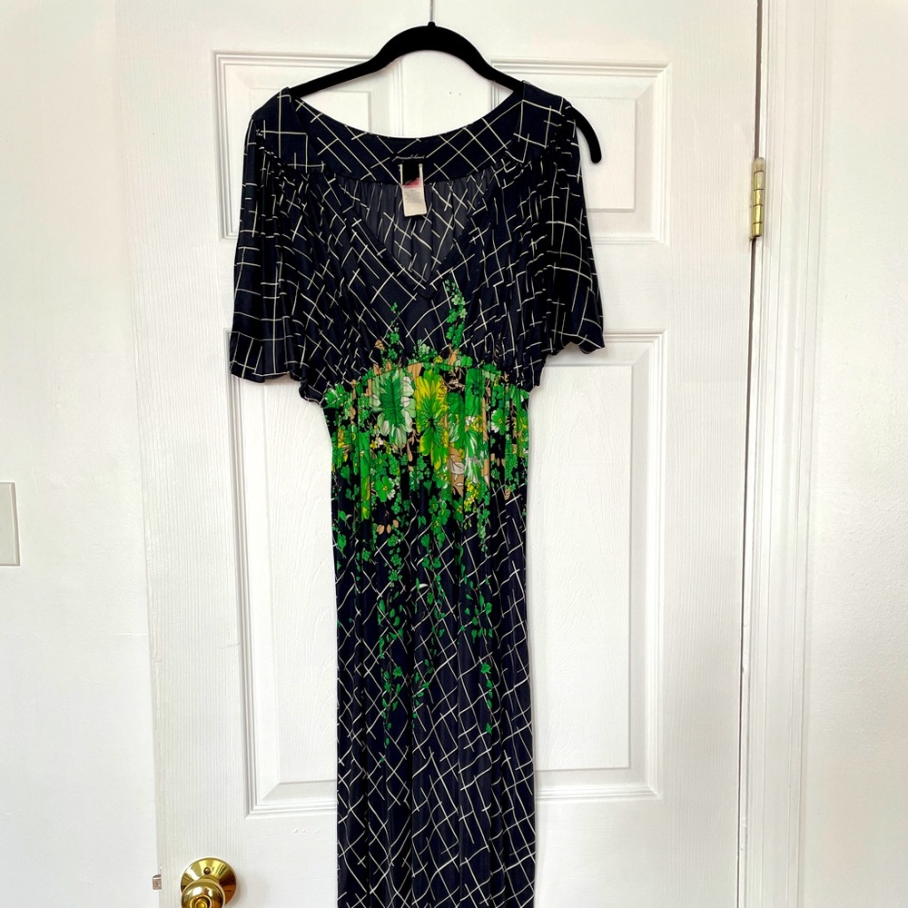 Luxurious and rare Jovavich Hawk dress size M